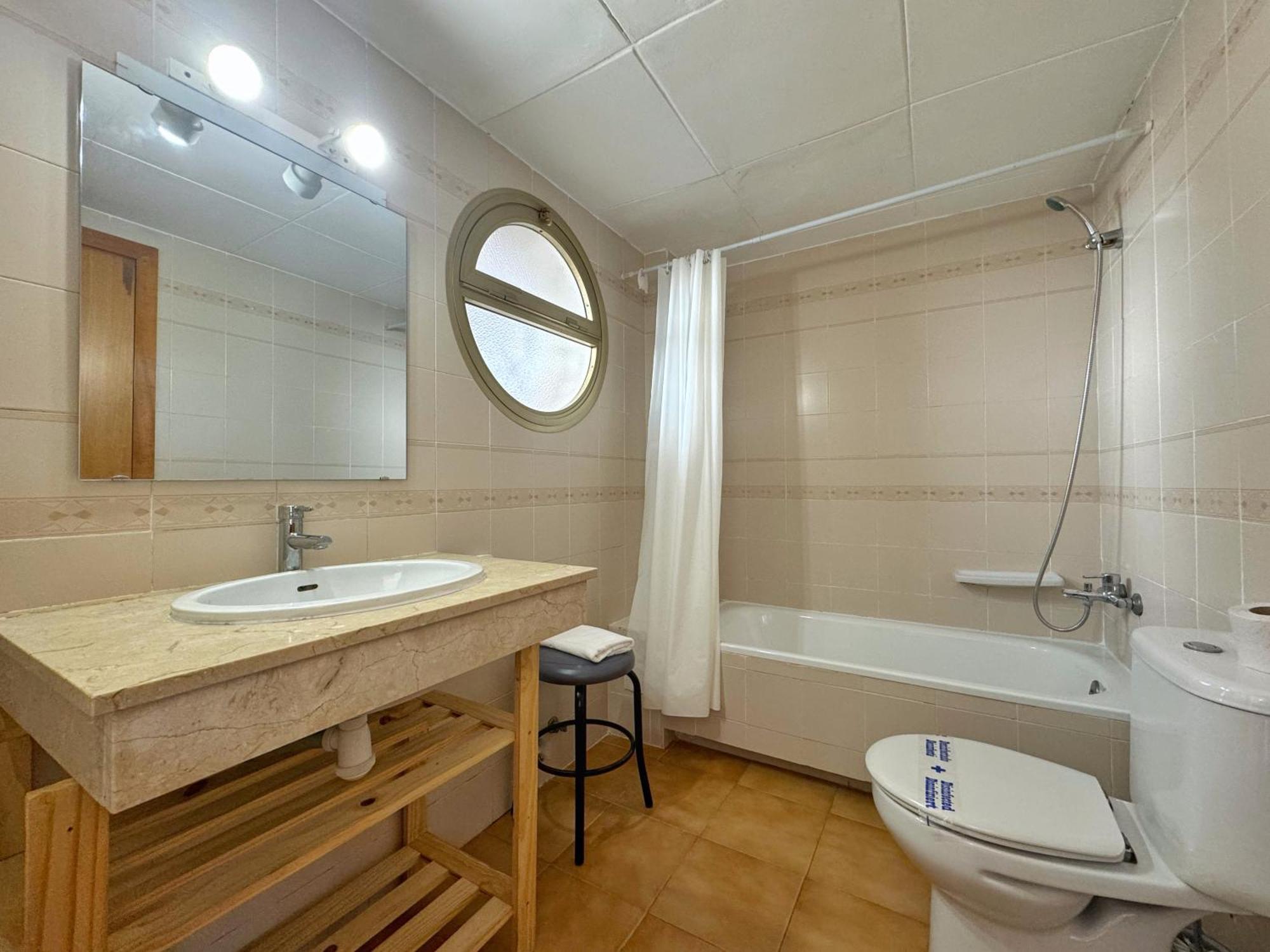Domuum Holidays - Cordoba Apartment Salou Bagian luar foto